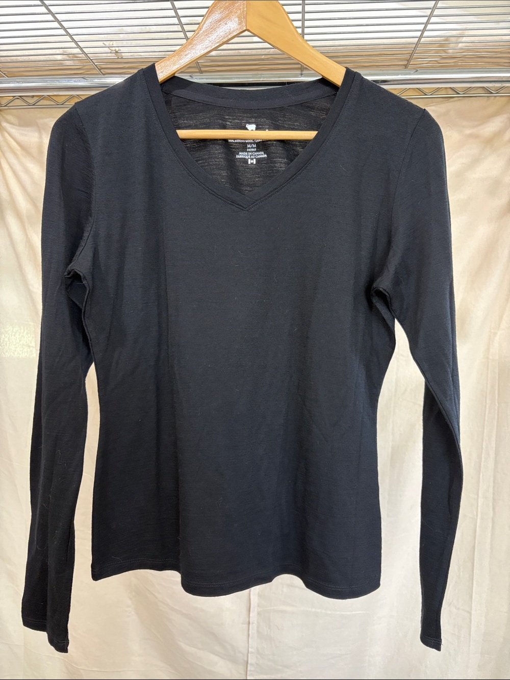 Women's Black Merino Wool V-Neck Long Sleeve Tee